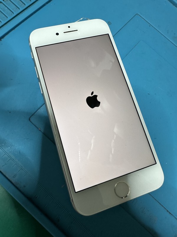 iPhone 8 bloqué au démarrage