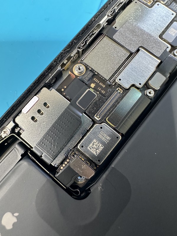Apple iPhone 15 Pro intérieur