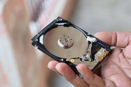 Notre zone d'activité pour ce service Améliorer les performance sur ordinateur portable avec nettoyage interne complet et remplacement de disque dur par un SSD à