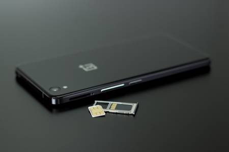 Notre zone d'activité pour ce service Prix pour réparation d’écran cassé pour iPhone avec remplacement de vitre tactile sous garantie pièces détachées d’origine certifiées à